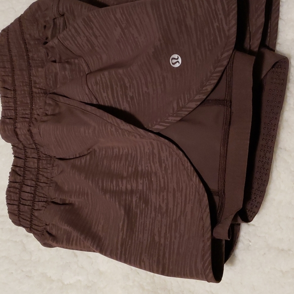 Lululemon Bootcamp Ready Shorts - Picture 5 of 8
